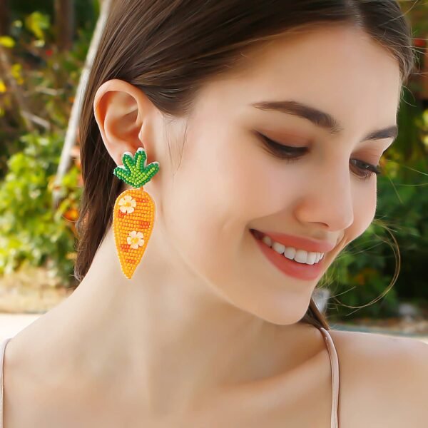 Easter Style Funny Carrot Earings - Image 3